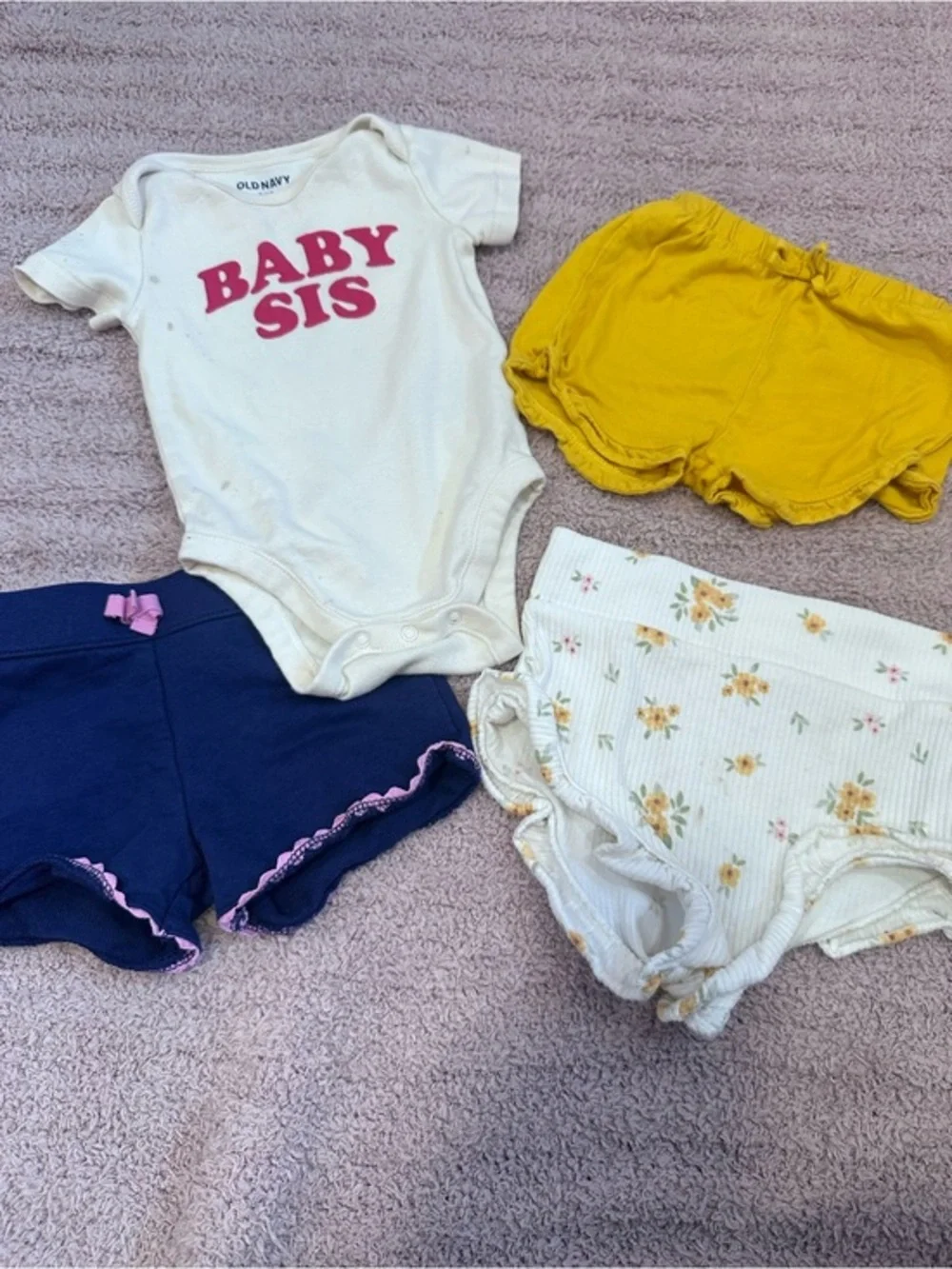 💕 Baby Girl Play Clothes Bundle 9-18M | 4 Piece Mixed Brand Lot *
